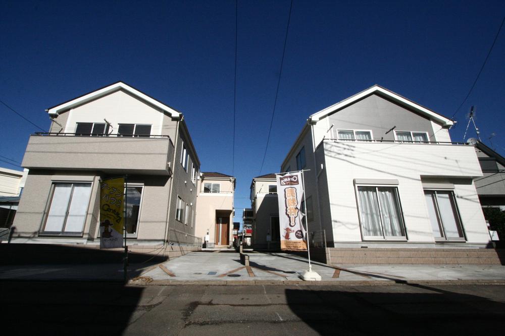 Local appearance photo. Local (12 May 2013) Shooting