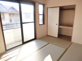 Living and room. Japanese-style room 6 quires
