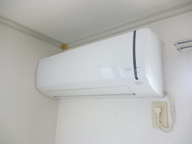 Other Equipment. Southeast Western-style air conditioning