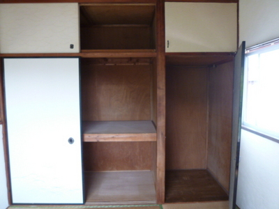 Receipt. An indoor storage