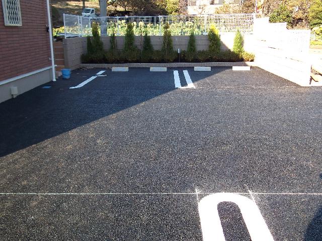 Other. 0m to on-site parking (Other)