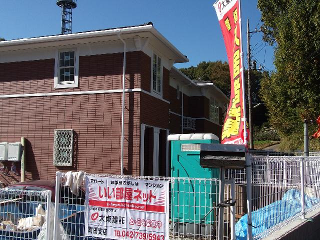 Other. 0m to the building appearance (Other)