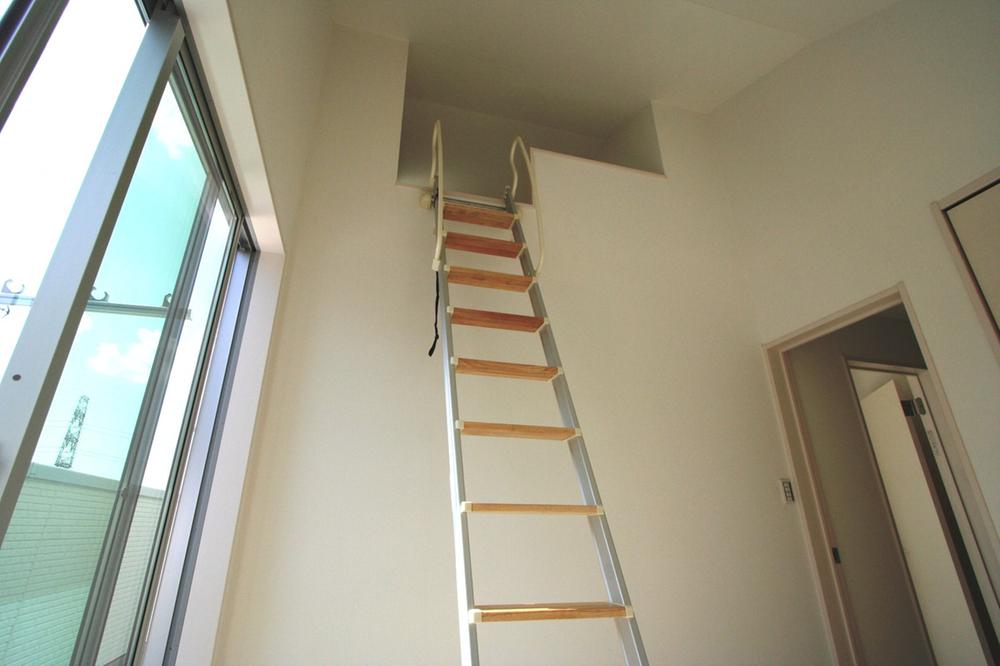 Receipt. Local (10 May 2013) Shooting