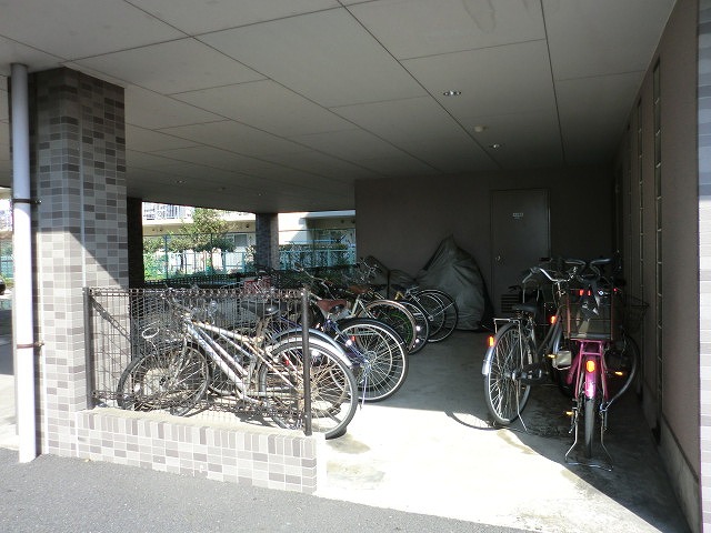 Other. 0m until the on-site bicycle parking lot (Other)