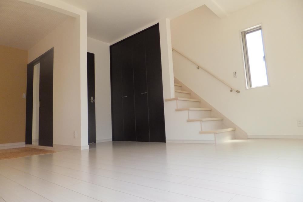 Other introspection. The photograph is an example of construction