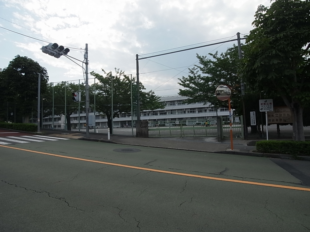 Primary school. 188m until Machida City Kanai elementary school (elementary school)
