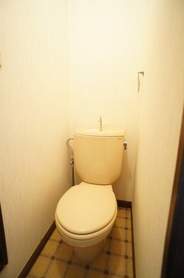 Toilet. Since the bus toilet by, every day, Comfortable Toilet