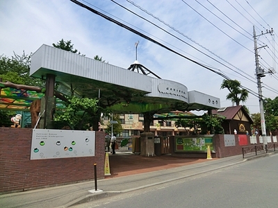 kindergarten ・ Nursery. Real nursery of persimmon (kindergarten ・ To nursery school) 500m