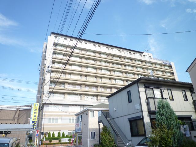 Convenience store. 760m until Lawson (convenience store)