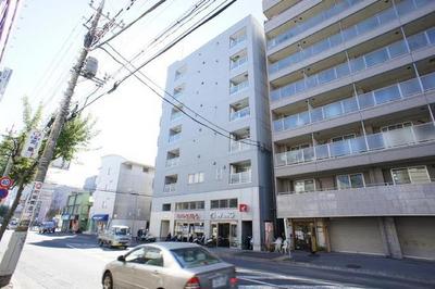 Building appearance. It is conveniently located apartment of Machida Station 5-minute walk! 