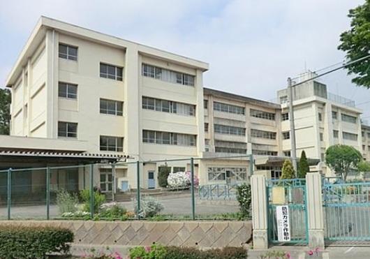 Primary school. Minamioya until elementary school 750m