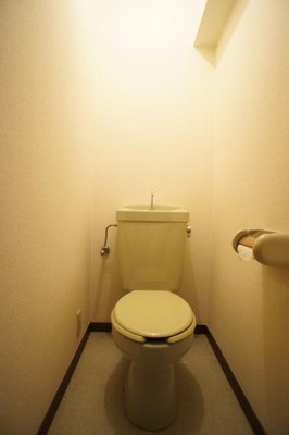 Toilet. Since the bus toilet by, every day, Comfortable Toilet