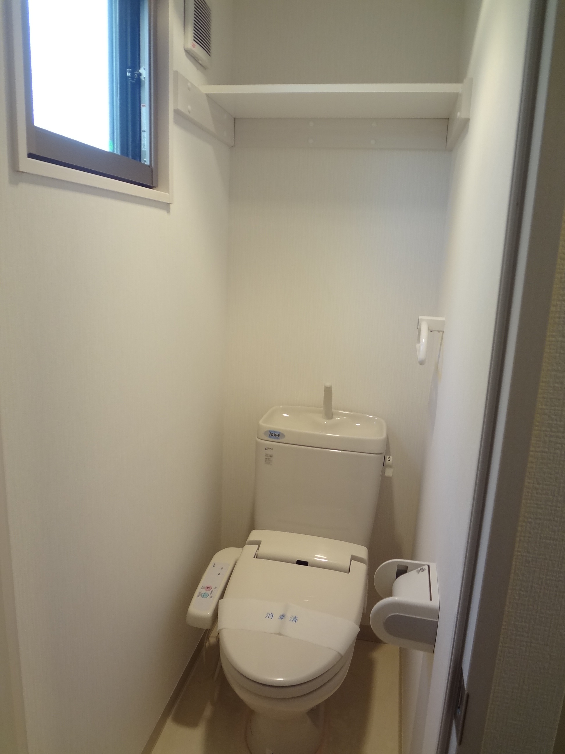 Toilet. Bidet with shelf ☆ With window ☆