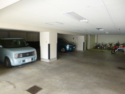 Parking lot.  ☆ Of roofed parking ☆ 