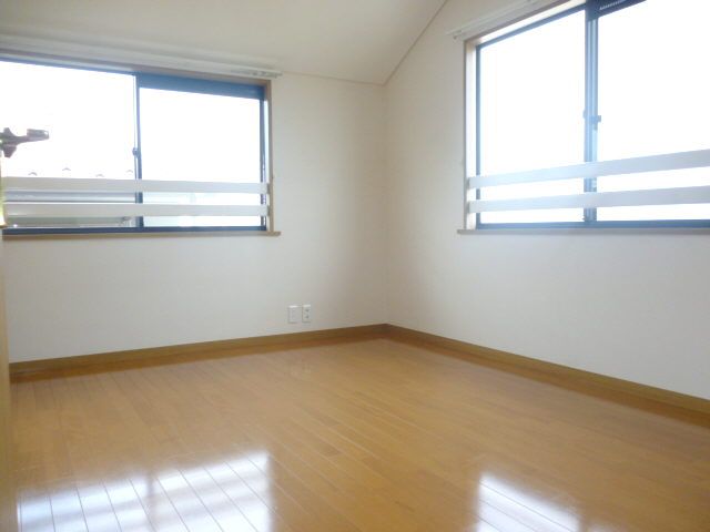 Living and room. 2F Northern Room