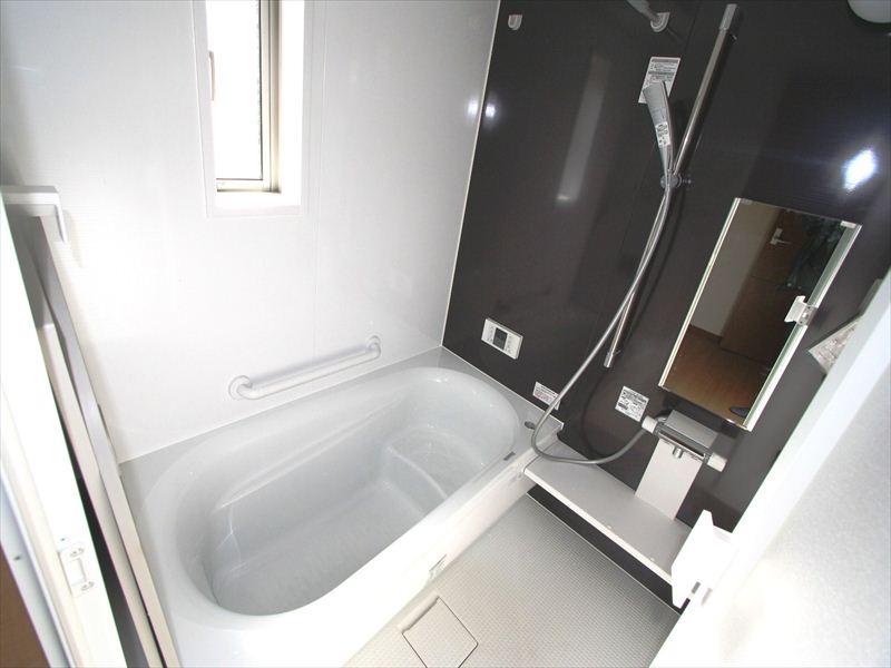 Same specifications photo (bathroom). Same specifications