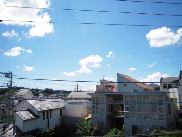 View photos from the dwelling unit. 2013 September shooting