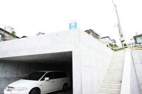 Local appearance photo. Underground garage