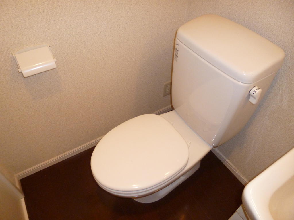 Toilet.  ※ Room 101 model room photo