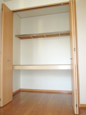 Receipt. Western-style is the storage