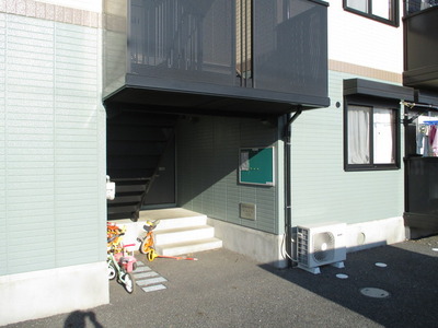 Entrance. It is the front door entrance