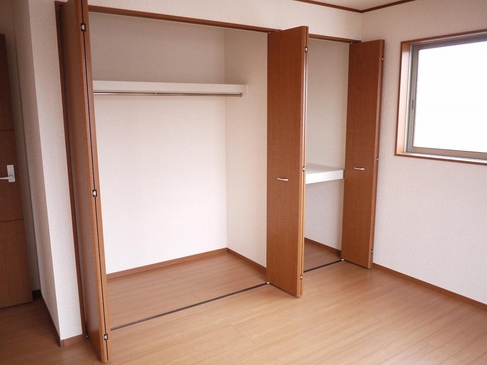 Same specifications photos (Other introspection)