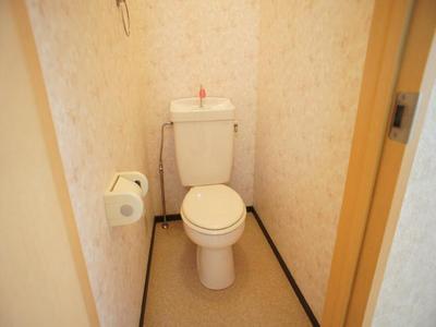 Toilet. Since the bus toilet by, every day, Comfortable Toilet