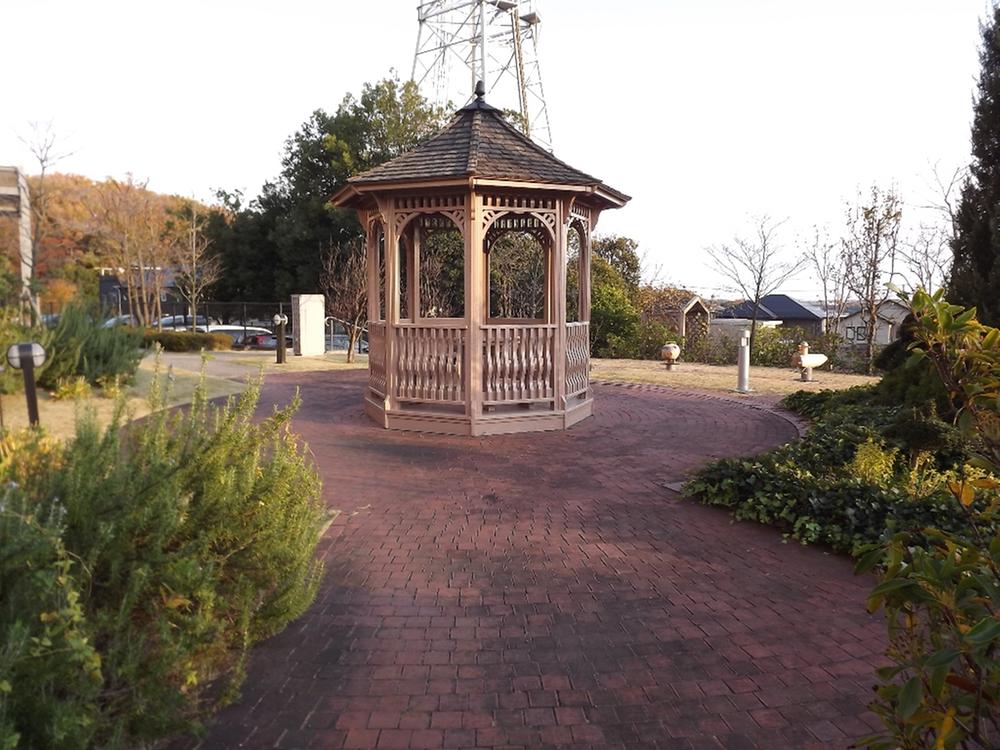 Other. On-site park