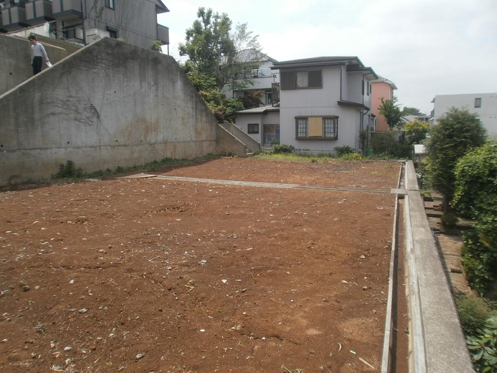 Local land photo. Local (10 May 2013) Shooting