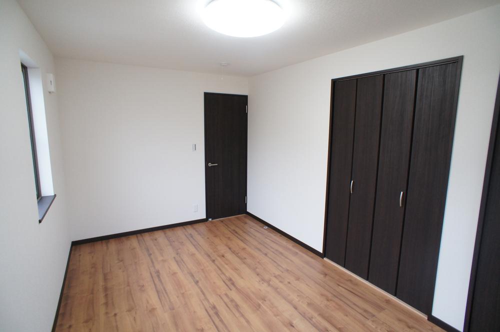 Non-living room. Building 2