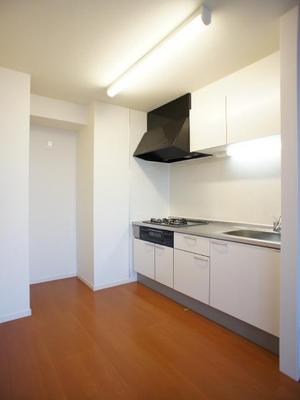 Kitchen. It is a three-necked stove system Kitchen