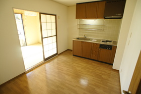 Living and room. Dining kitchen 6 Pledge