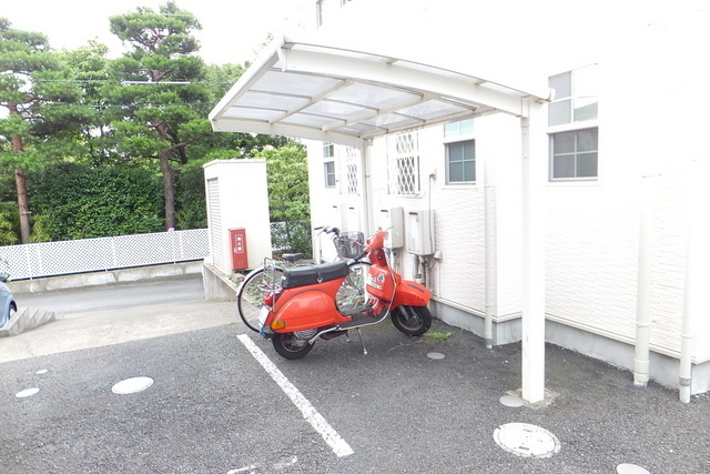 Other common areas.  ☆  Covered parking lot  ☆ 