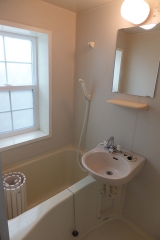 Bath.  Bathing with a window 