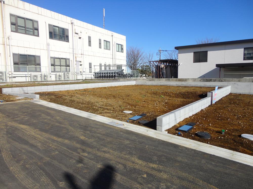 Local land photo. 6 Building