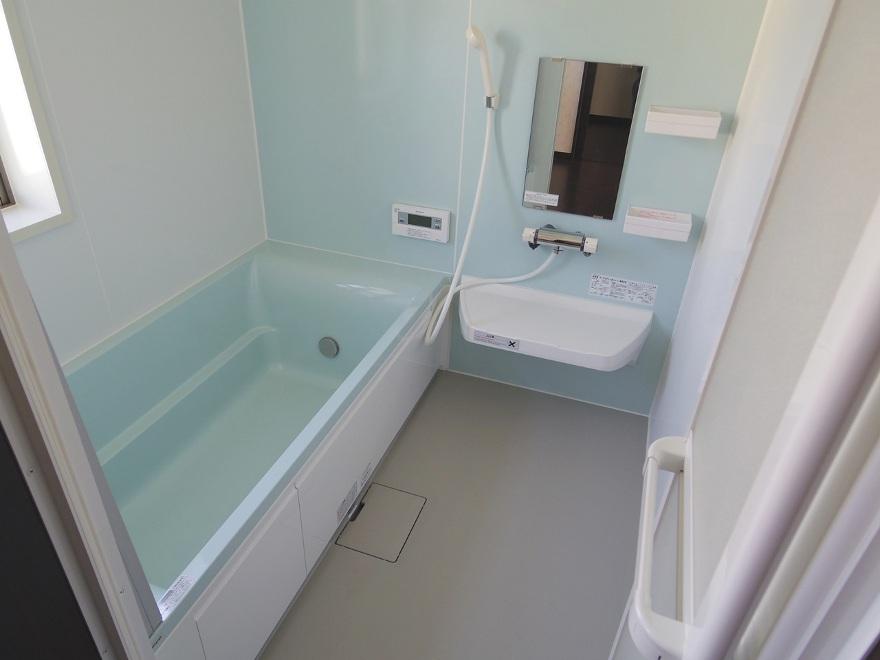 Bathroom. Indoor (10 May 2013) Shooting