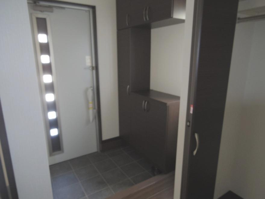 Entrance. Local (10 May 2013) Shooting