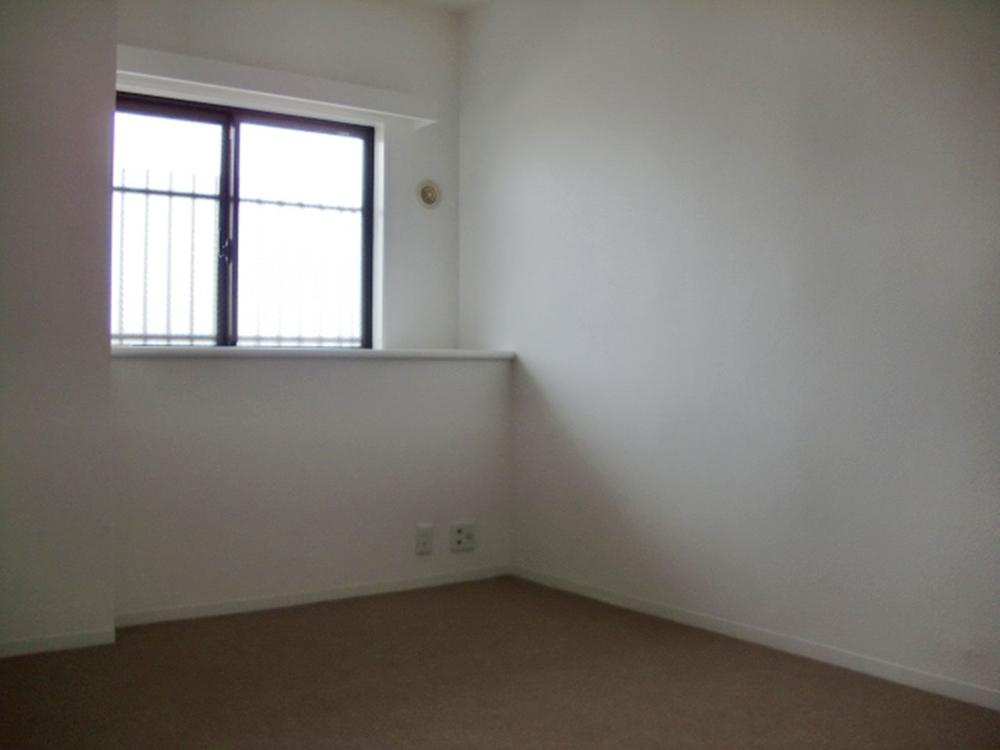 Non-living room