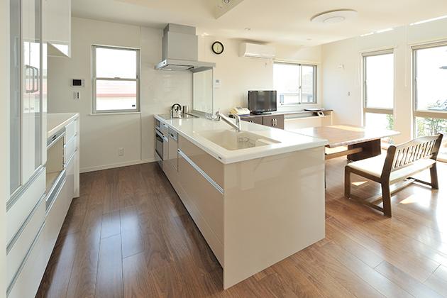 Same specifications photo (kitchen). Same specifications