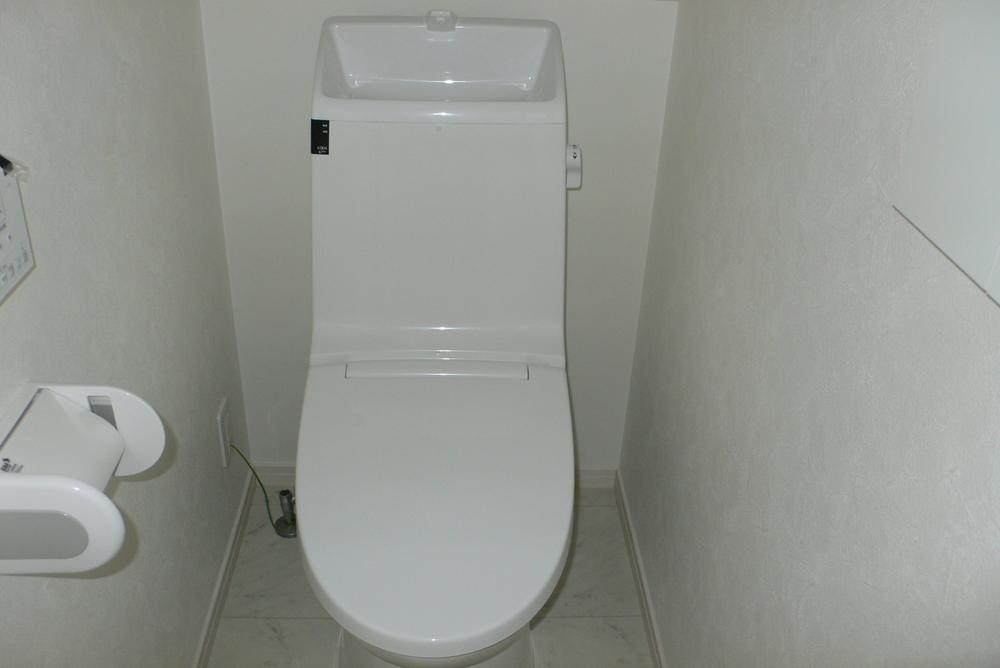 Toilet. Room (August 2013) Shooting