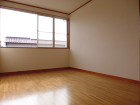 Living and room. Western-style 6 Pledge connected by DK and sliding door