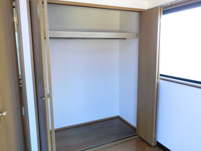 Receipt. It is a large closet