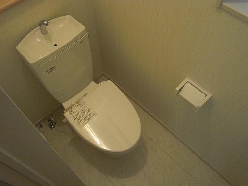 Toilet. Building 2 toilet