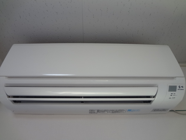 Other Equipment. The dining part comes with air conditioning ☆