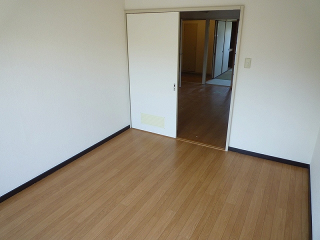 Other. Western-style 6 Pledge