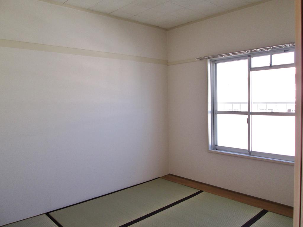 Living and room. North Japanese-style room