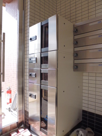 Other common areas. Courier BOX