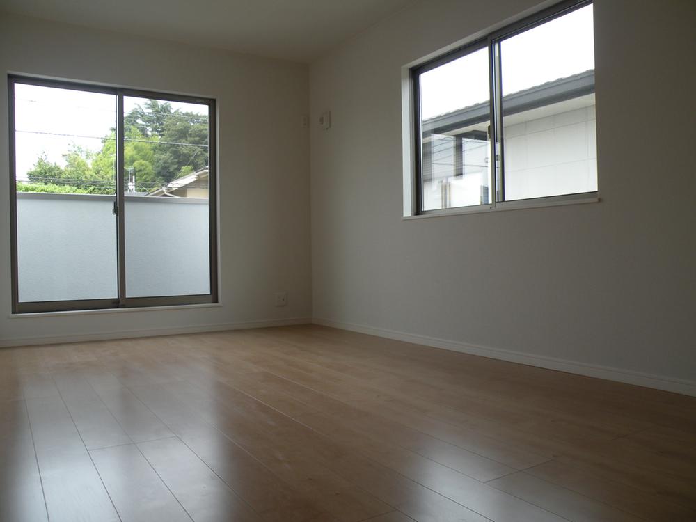 Non-living room. Indoor (June 2013) Shooting