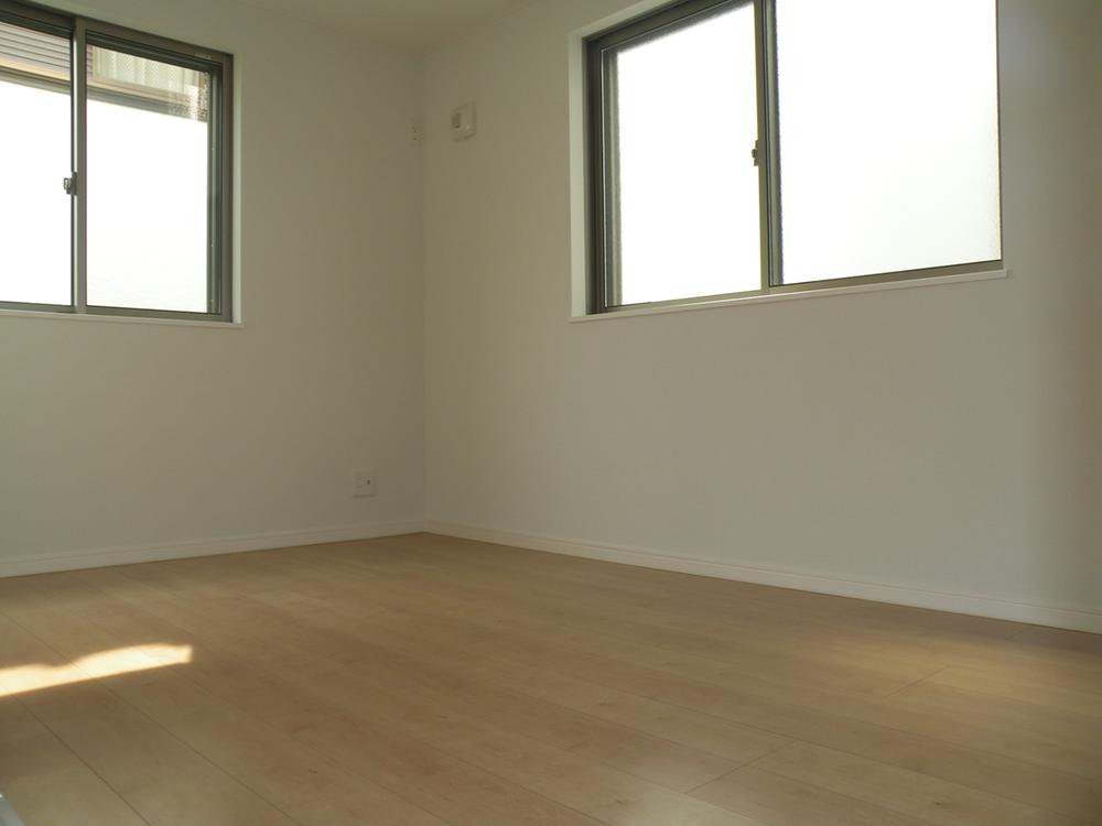 Non-living room. Indoor (June 2013) Shooting