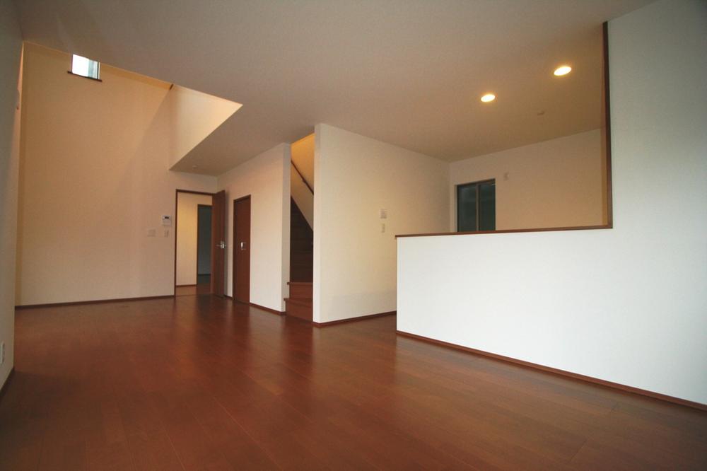 Living. Local (10 May 2013) Shooting